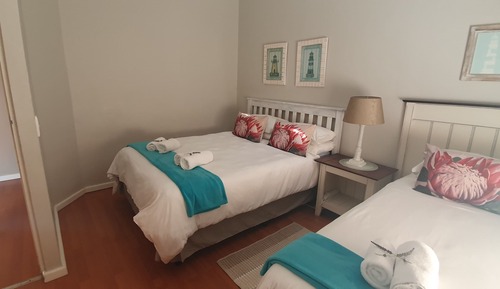Apartamento familiar, 2 habitaciones, balcón