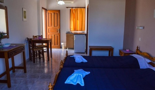 Habitación con 2 camas individuales, vistas a la montaña