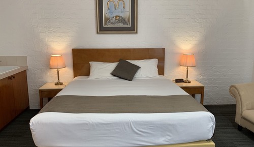Habitación (King Bedroom with Spa Bath)