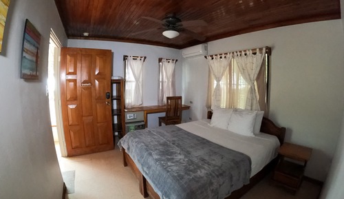 Habitación Deluxe, 1 cama de matrimonio, vistas a la playa, frente a la playa (Sunset)