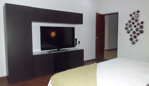 Apartamento familiar, 2 habitaciones, vistas al puerto deportivo