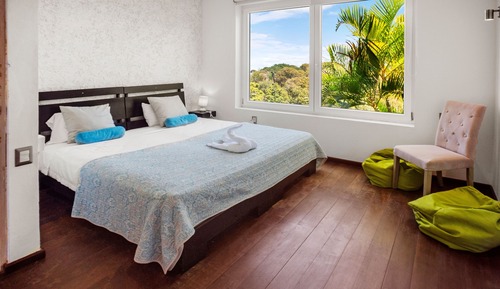Casa Sayadena: 5-Bedroom Villa with Pool