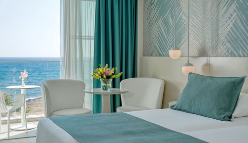 Habitación superior, vistas al mar