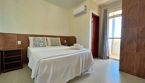 Apartamento Confort, 4 habitaciones, cocina, vistas al mar