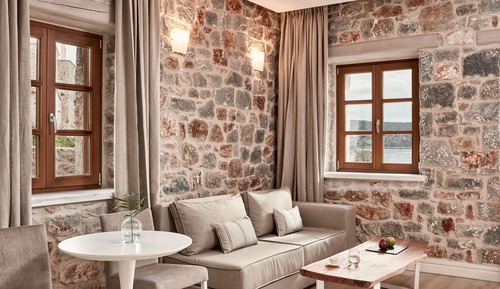 Upbeat Junior Suite Sea View