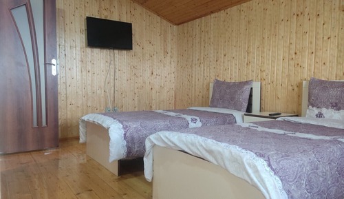 Villa, 5 habitaciones, balcón, vistas a la montaña