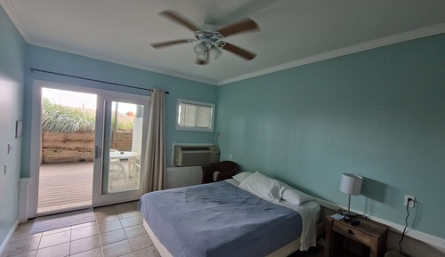 Habitación, 1 cama de matrimonio, junto a la playa