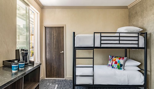 Suite ejecutiva, varias camas