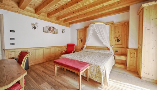 Habitación básica doble, 1 cama de matrimonio, terraza