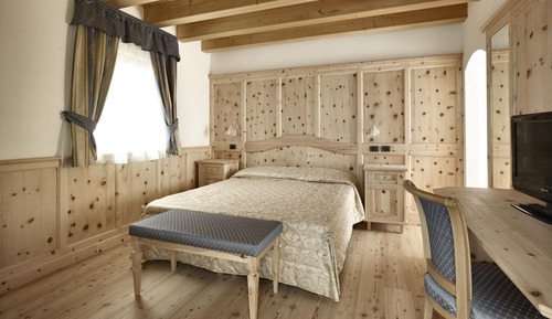 Habitación Confort, balcón, vistas al lago