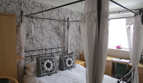 Habitación doble (Four Poster Bed)