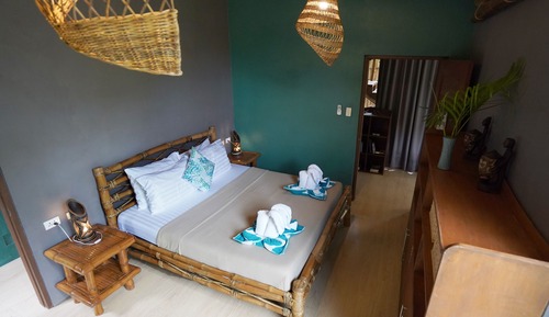 Villa tradicional, 3 habitaciones, 2 baños, vistas al jardín