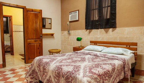 Habitación Confort con 1 cama doble o 2 individuales, 1 habitación