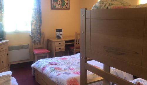 Habitación cuádruple estándar