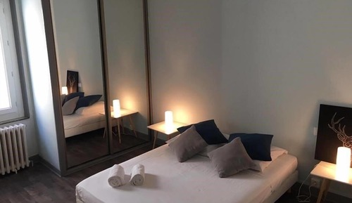 Apartamento, baño privado (Maison Bacou cité 4)