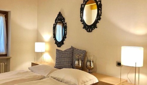 Habitación superior con 1 cama doble o 2 individuales