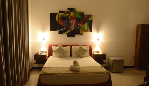 Habitación Deluxe doble, dormitorio mixto, no fumadores, vistas a la piscina