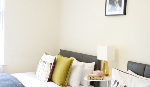 Habitación triple Deluxe (Room 1)