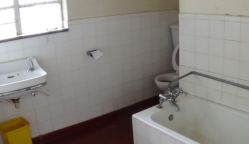 Dormitorio compartido Confort (5 Pax)