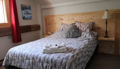 Habitación Deluxe, 1 cama de matrimonio, no fumadores, vistas al jardín