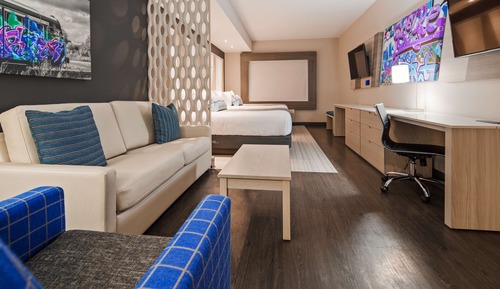 Estudio estándar, 2 camas de matrimonio, no fumadores, frigorífico y microondas (with Sofabed)