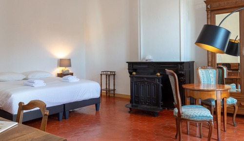 Suite familiar, 2 habitaciones, no fumadores, baño privado