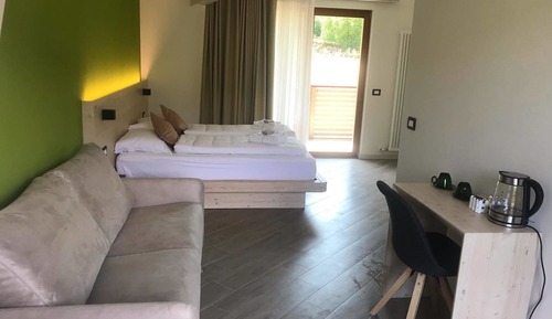 Habitación cuádruple Deluxe, balcón