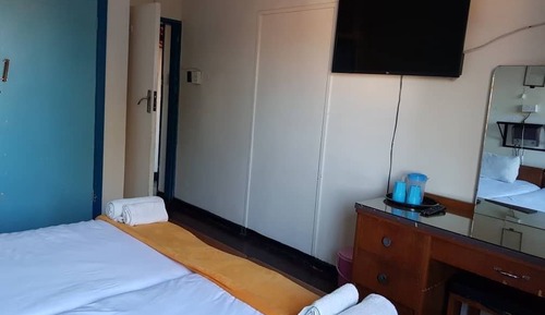 Habitación económica, baño compartido