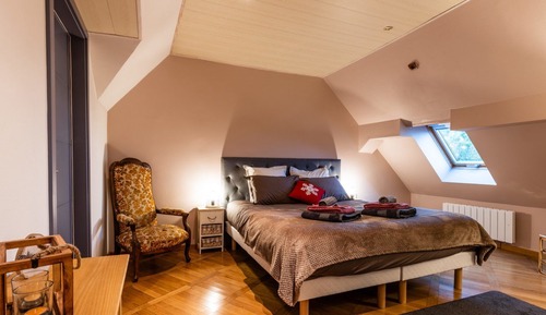 Habitación (Le grenier)