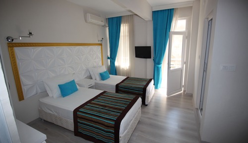 Habitación estándar con 1 cama doble o 2 individuales