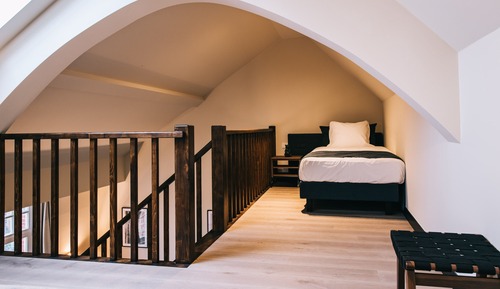 King Duplex studio