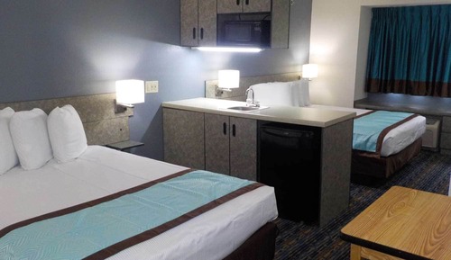 Suite,  2 Queen Beds, Non Smoking, Refrigerator & Microwave