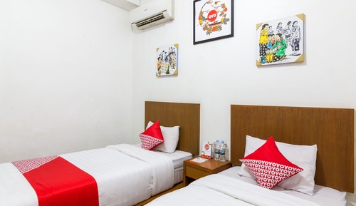 Habitación estándar con 2 camas individuales