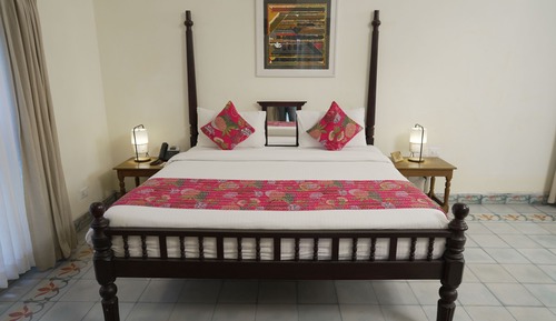 Habitación Deluxe con 1 cama doble o 2 individuales, 1 cama de matrimonio grande