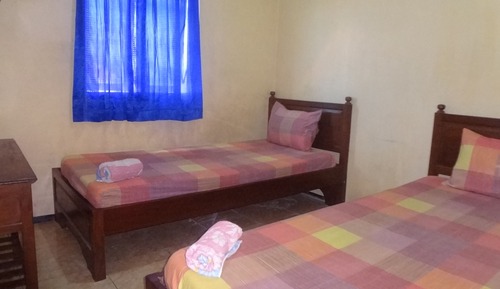 Habitación estándar con 1 cama doble o 2 individuales