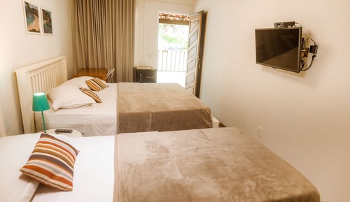 Habitación triple, balcón