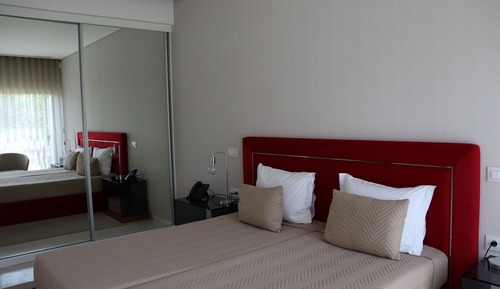Habitación Confort con 2 camas individuales, balcón, vistas al jardín