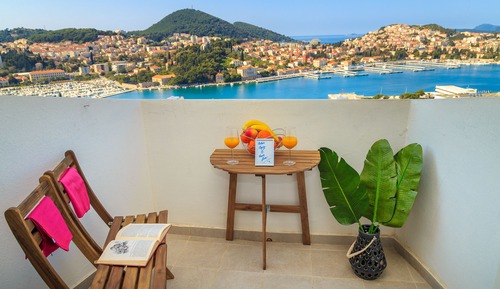Apartamento City, balcón, vistas al mar (2 Bedrooms)