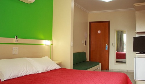 Habitación cuádruple estándar, balcón