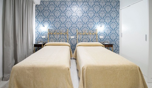 Habitación con 1 cama doble o 2 individuales