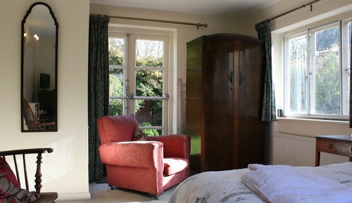 Family Room (with Shower)