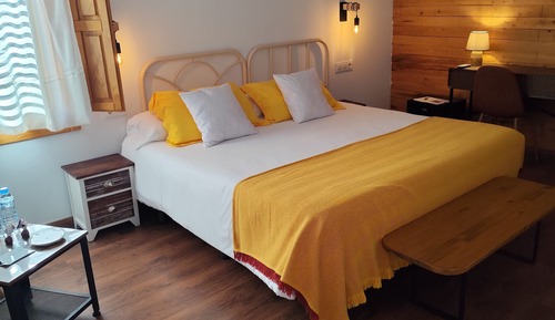 Habitación doble, 1 cama de matrimonio grande, vistas al jardín