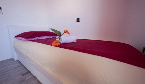 Habitación triple, balcón, vistas al mar