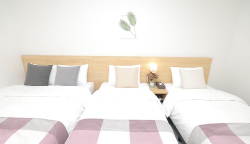 Habitación cuádruple económica