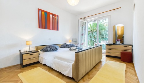Apartment (A1)
