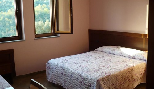 Habitación triple estándar, vistas al jardín