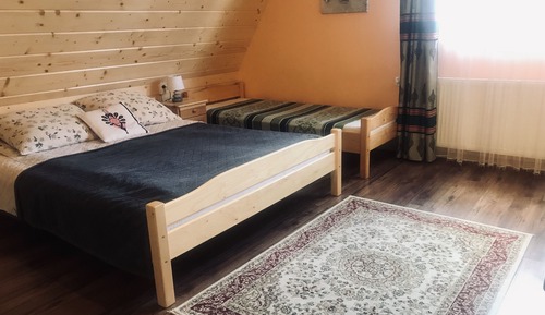 Habitación familiar, vistas a la montaña, entresuelo
