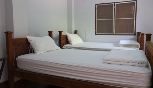 Habitación estándar con 2 camas individuales