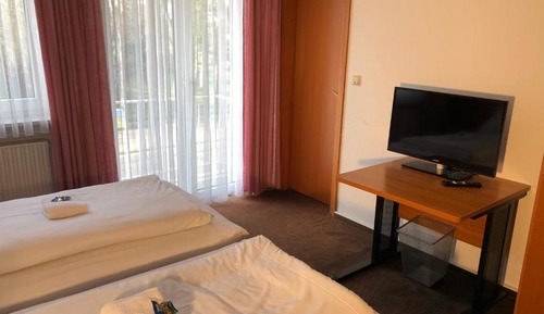 Habitación estándar con 1 cama doble o 2 individuales