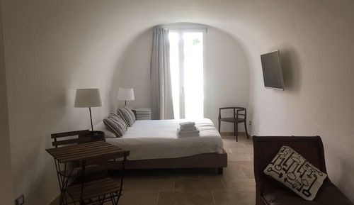 Suite (Pacifica)